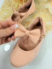 Sapato Nude com La&ccedil;o