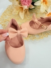 Sapato Nude com La&ccedil;o